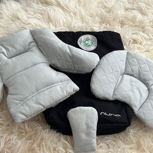 Nuna newborn insert. New